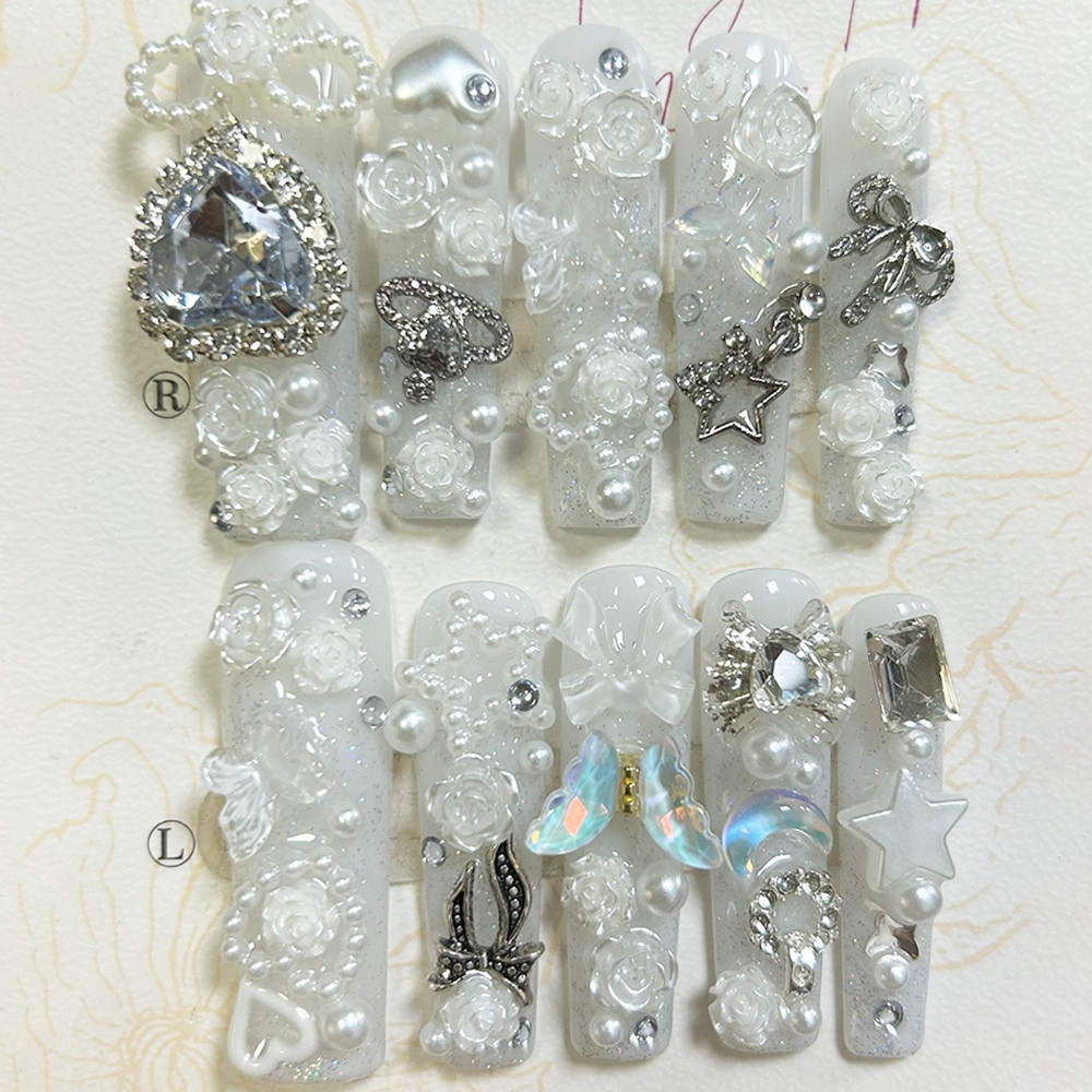 เล็บปลอมแบบกดติด 10 ชิ้น ลาย J - Art Craft Handmade บทวิจารณ์และราคา